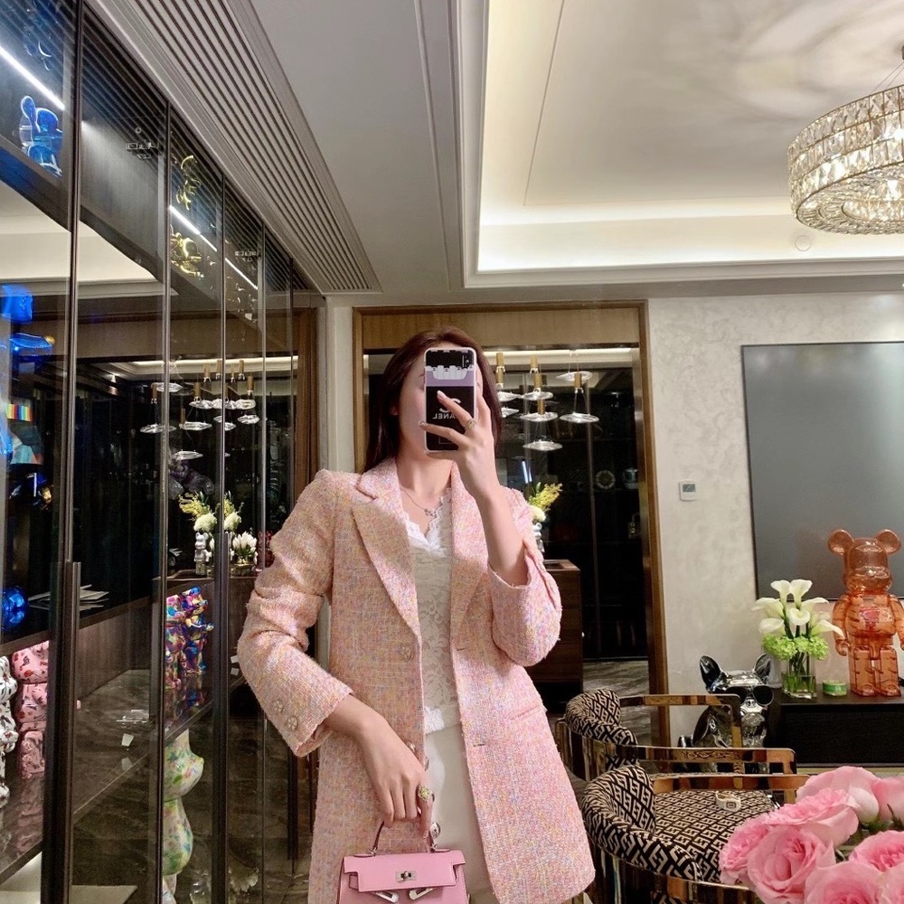 Women's suit coat